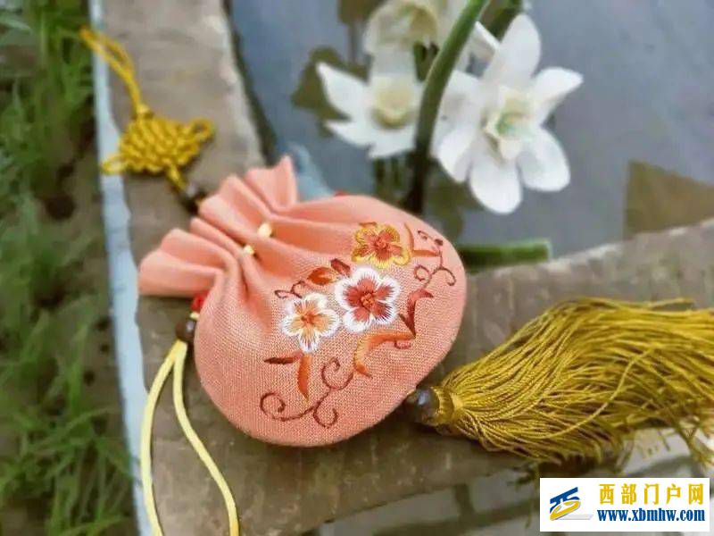 庆阳,一座绣在荷包上的城市(图1) 庆阳,一座绣在荷包上的城市(图1)