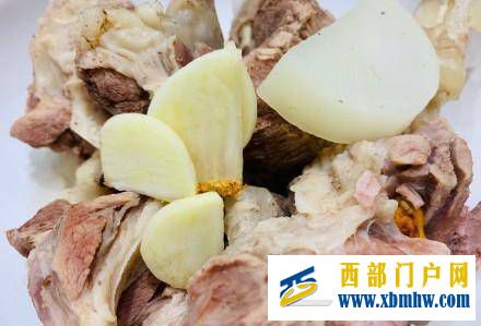 为什么宁夏人离开宁夏再也不吃羊肉?因为吃了会生气!(图2) 为什么宁夏人离开宁夏再也不吃羊肉?因为吃了会生气!(图2)
