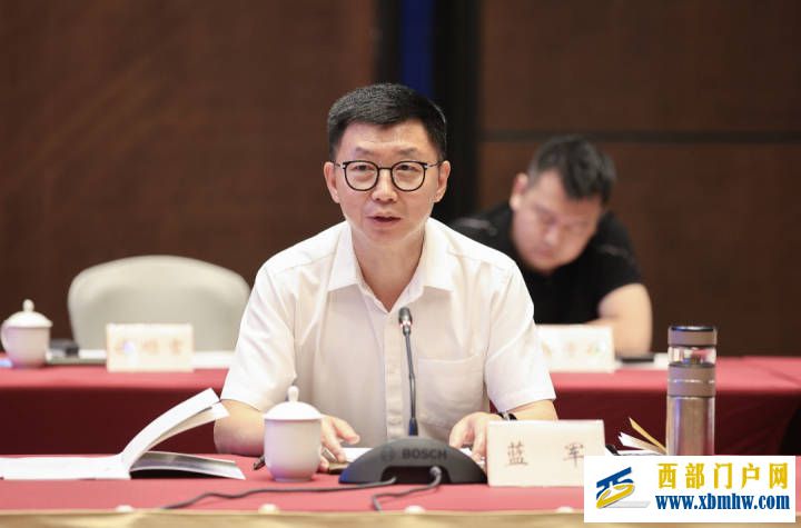 沙坪坝:中国民族贸易促进会来区考察(图2) 沙坪坝:中国民族贸易促进会来区考察(图2)