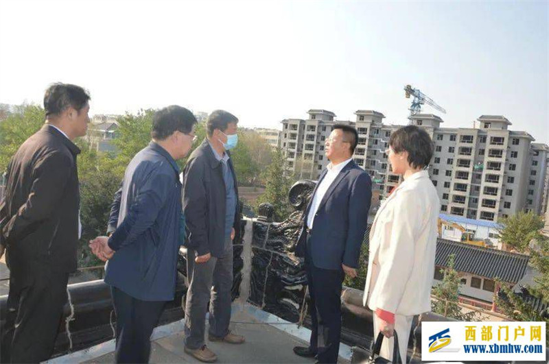 固原市市委书记冼国义一行调研固原博物馆改扩建工作(图4) 固原市市委书记冼国义一行调研固原博物馆改扩建工作(图4)