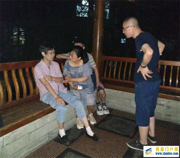 三治联动融合四川自贡高新区西湖社区基层治理成效显著(图1) 三治联动融合四川自贡高新区西湖社区基层治理成效显著(图1)