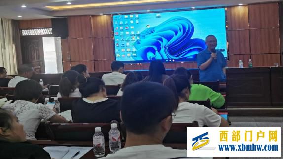 印江县开展2022年薄弱学科小学数学教师培训(图1) 44.jpg