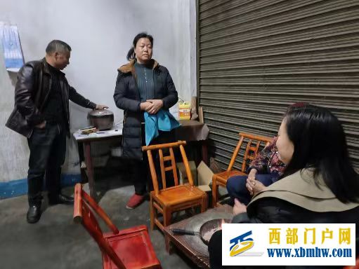 温情家访 共育成长(图1) 5887315e1d5f5fc5bb5142a122cea99.jpg