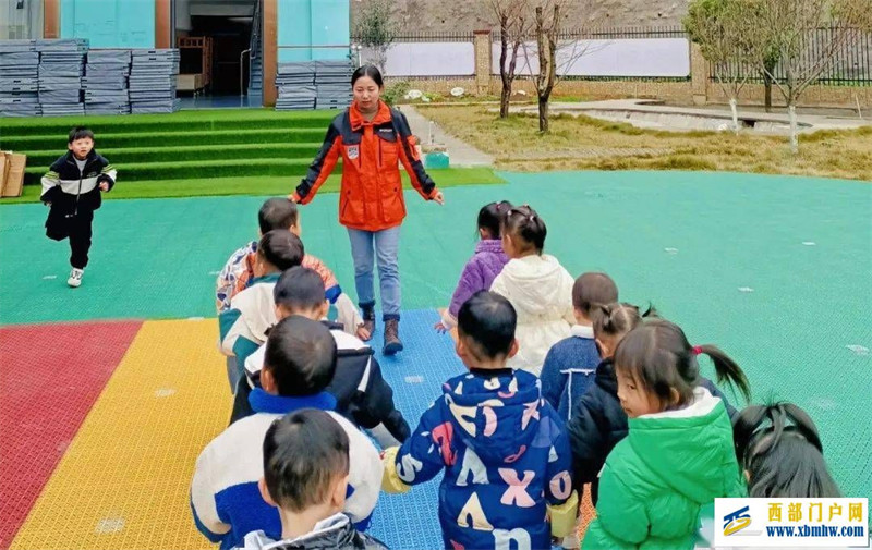 以爱育心,用心前行——记铜仁市万山区第十幼儿园教师杨天梅(图3) 以爱育心,用心前行——记铜仁市万山区第十幼儿园教师杨天梅(图3)