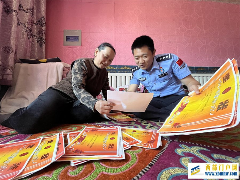愿做戈壁一红柳 扎根边疆写青春(图2) 愿做戈壁一红柳 扎根边疆写青春(图2)